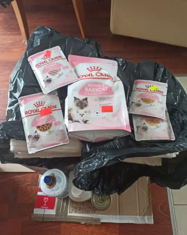 Karma i pozostałe artykuły przekazane dla zwierząt